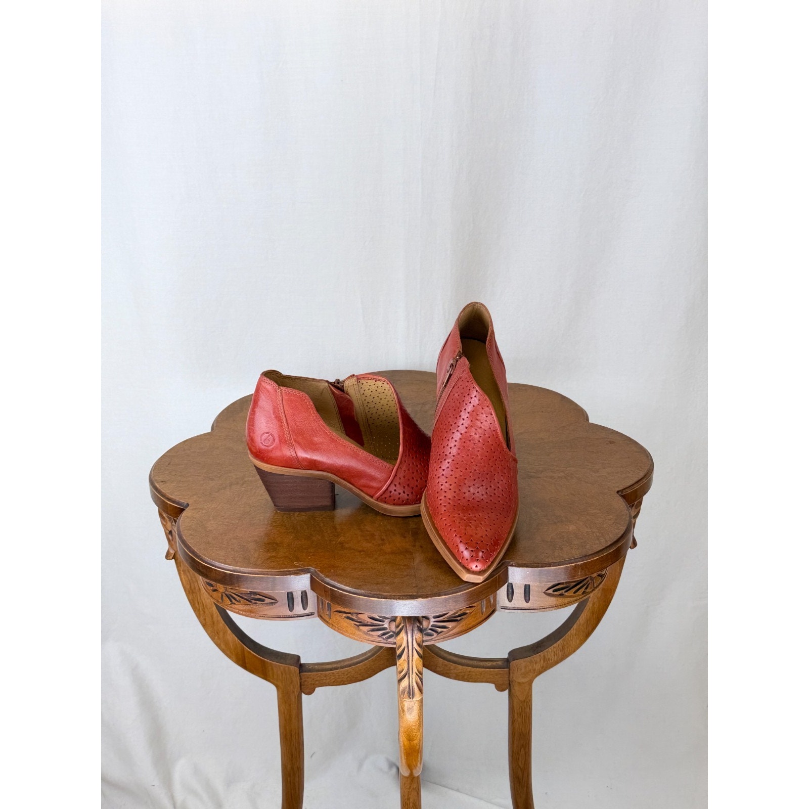 Nib Casta Deli Papaya / Burnt Orange Stack Heel Side Cut Shoe #0280 Sz 38 Eu